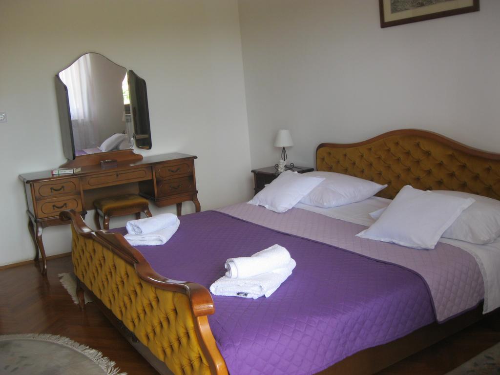 Apartment Promona Drnis Ngoại thất bức ảnh