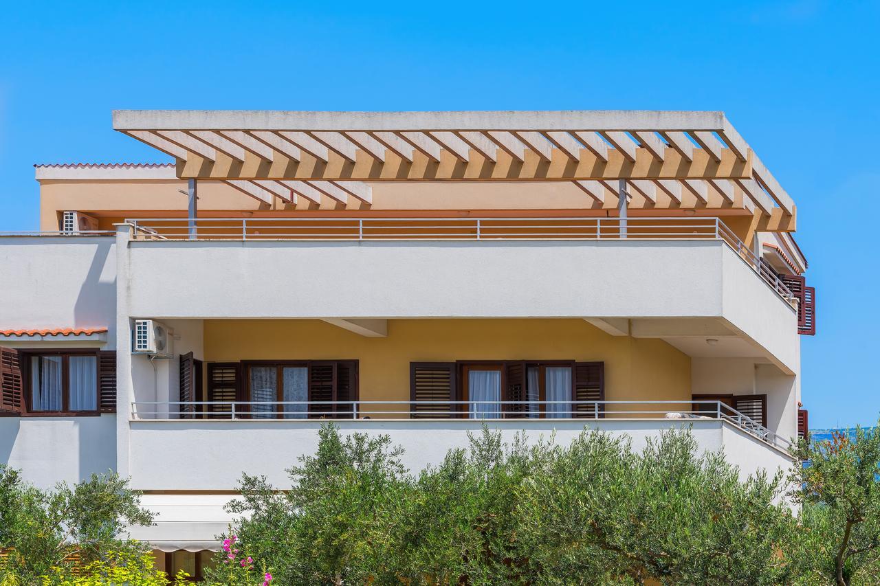 Apartment Promona Drnis Ngoại thất bức ảnh