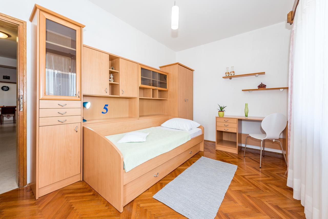 Apartment Promona Drnis Ngoại thất bức ảnh