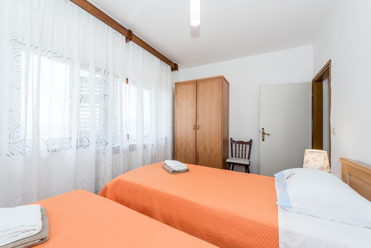Apartment Promona Drnis Ngoại thất bức ảnh