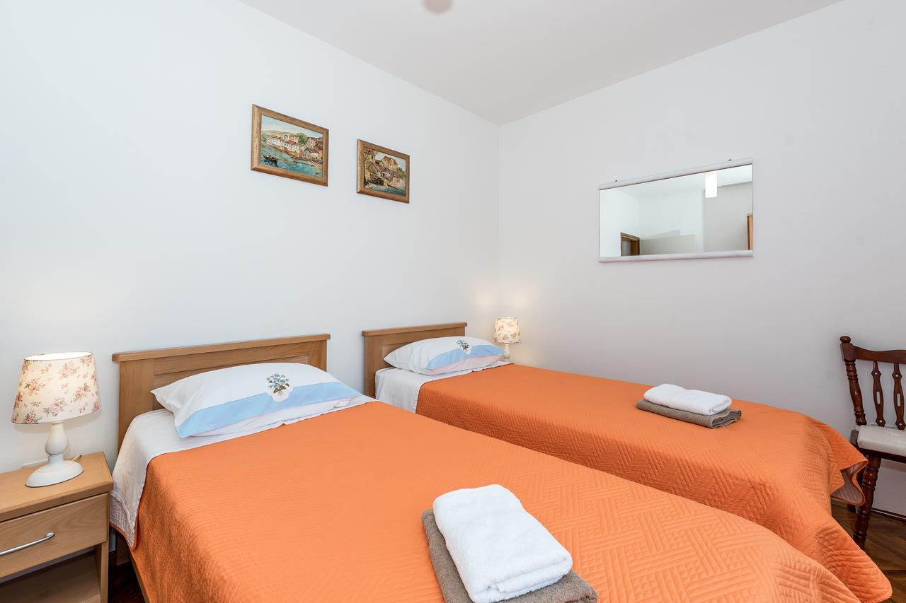 Apartment Promona Drnis Ngoại thất bức ảnh